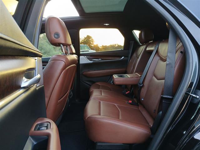 2023 Cadillac XT5