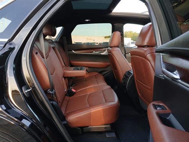 2023 Cadillac XT5