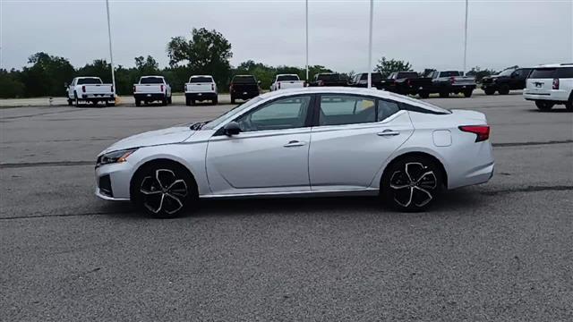 2024 Nissan Altima