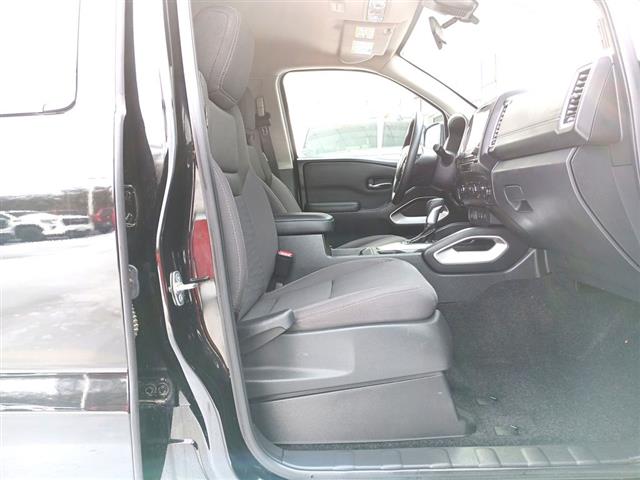 2023 Nissan Frontier