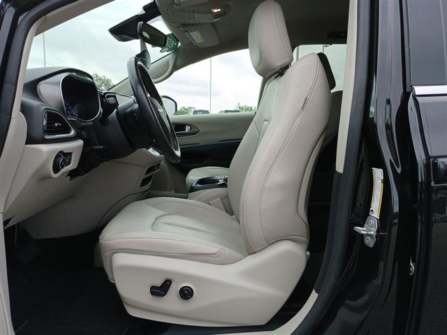 2021 Chrysler Pacifica