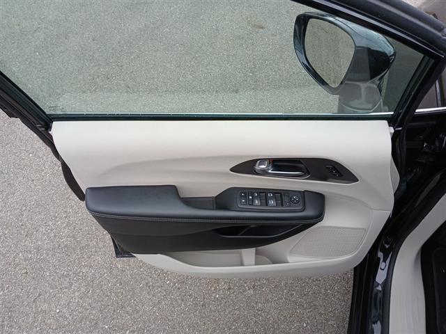 2021 Chrysler Pacifica