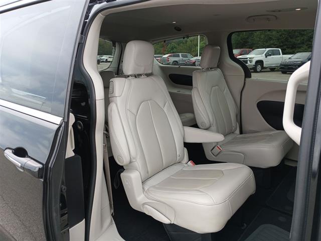2021 Chrysler Pacifica