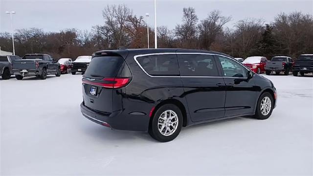 2024 Chrysler Pacifica