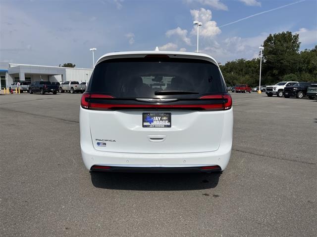 2022 Chrysler Pacifica