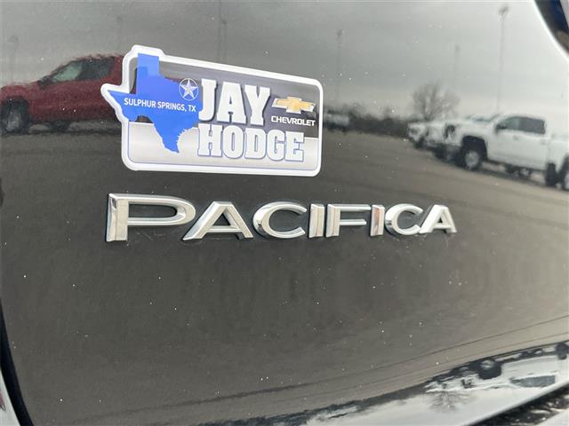 2022 Chrysler Pacifica