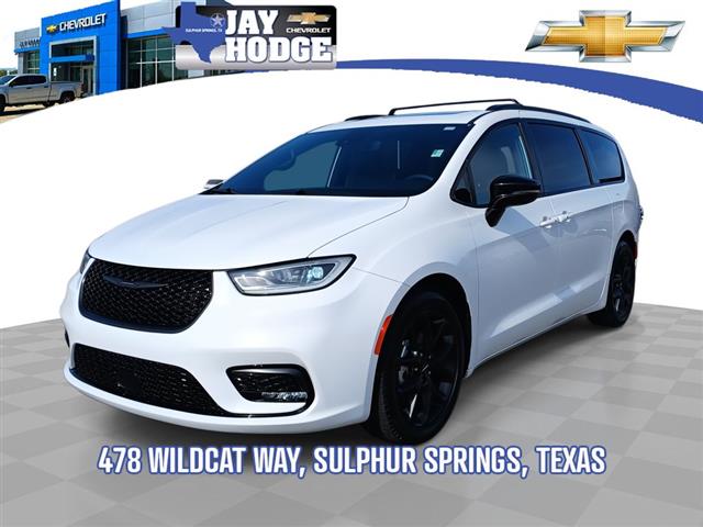 2025 Chrysler Pacifica