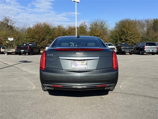 2017 Cadillac XTS