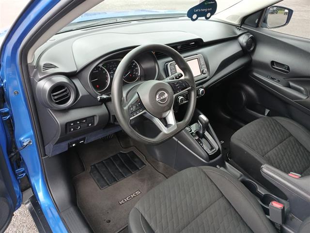 2022 Nissan Kicks