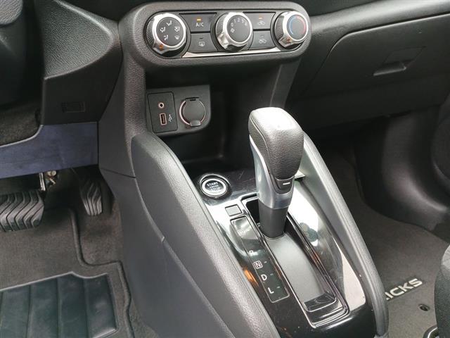 2022 Nissan Kicks