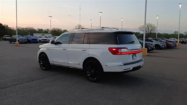 2020 LINCOLN Navigator