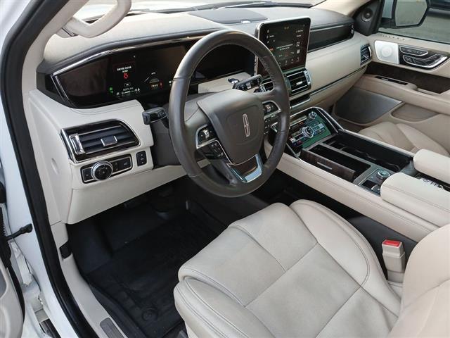 2020 LINCOLN Navigator