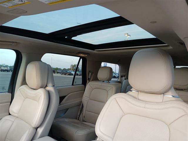 2020 LINCOLN Navigator