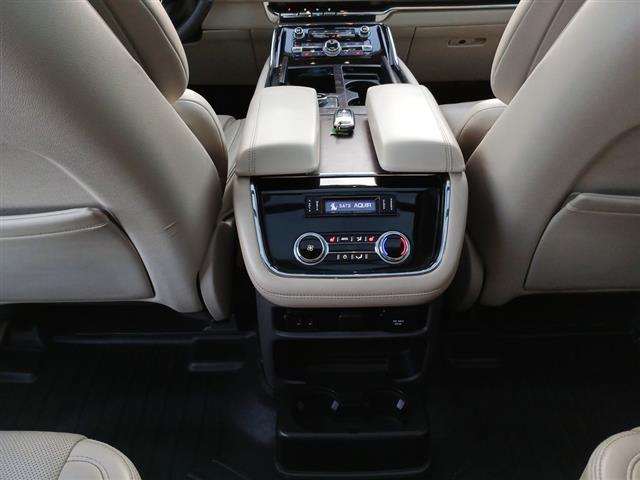 2020 LINCOLN Navigator