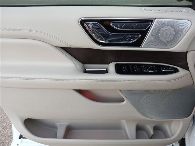 2020 LINCOLN Navigator