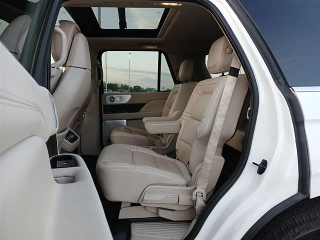 2020 LINCOLN Navigator