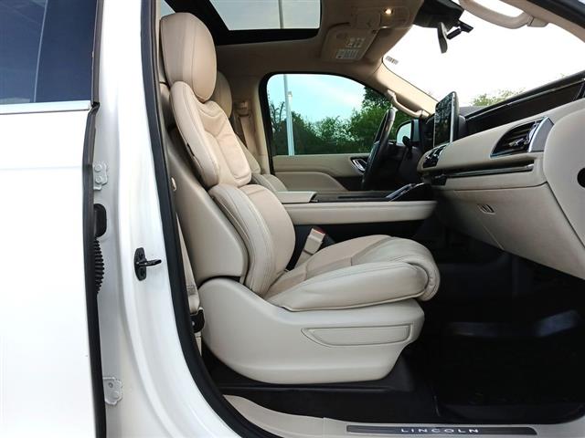 2020 LINCOLN Navigator