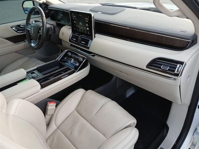 2020 LINCOLN Navigator