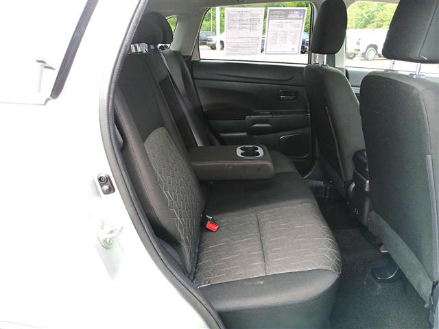 2023 Mitsubishi Outlander Sport