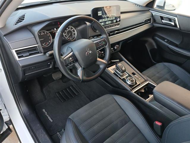 2024 Mitsubishi Outlander