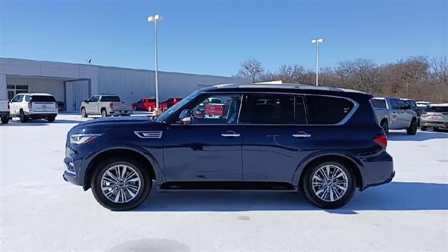 2024 INFINITI QX80