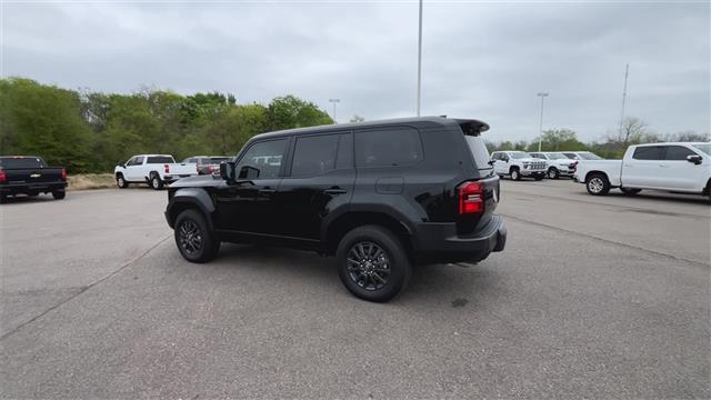 2025 Toyota Land Cruiser