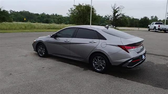 2024 Hyundai Elantra