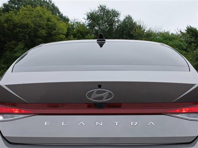 2024 Hyundai Elantra