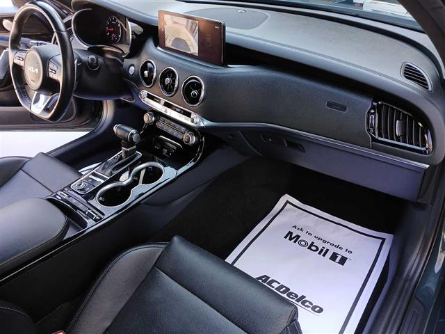 2023 Kia Stinger