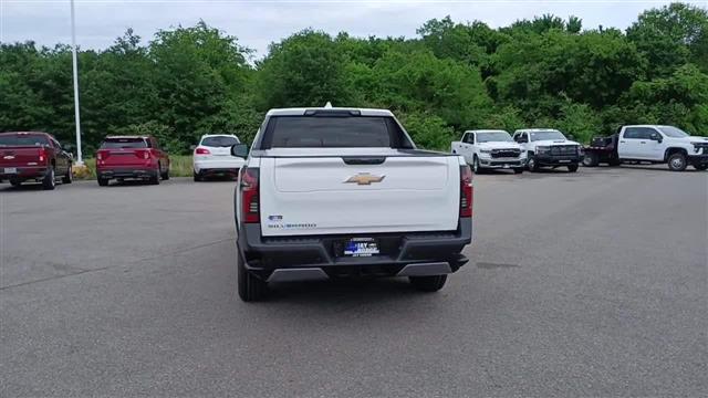 2025 Chevrolet Silverado EV