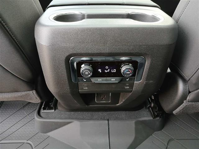 2025 Chevrolet Suburban