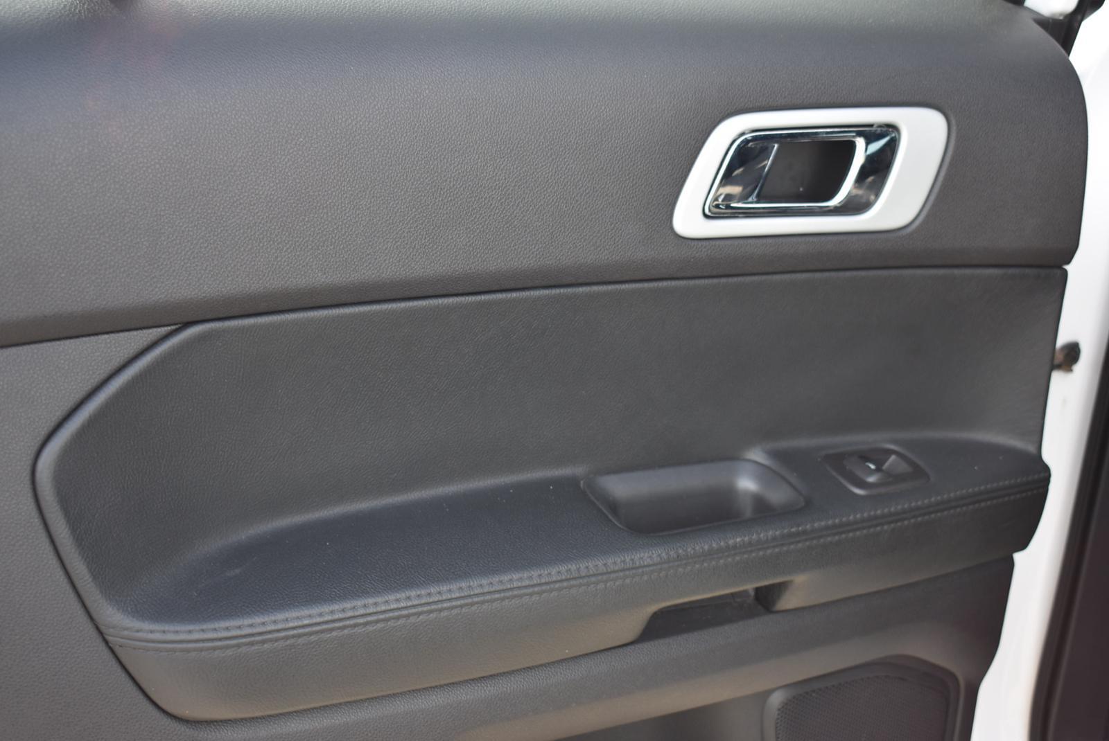 2015 Ford Explorer Sport - Photo 14