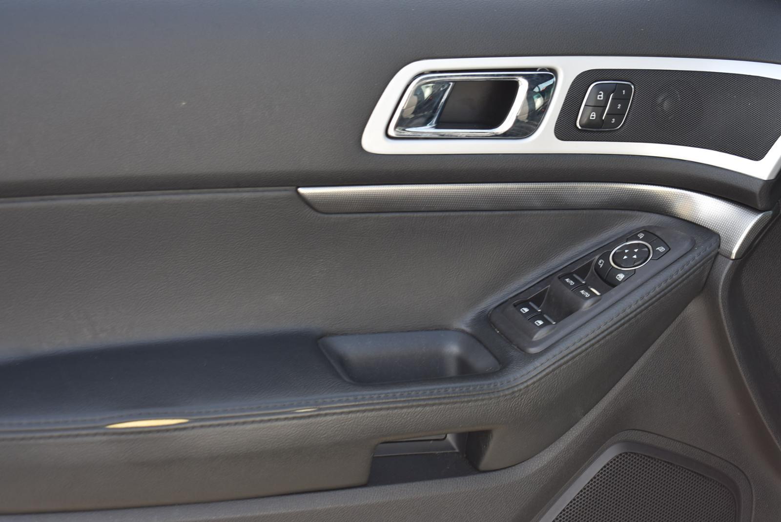 2015 Ford Explorer Sport - Photo 16