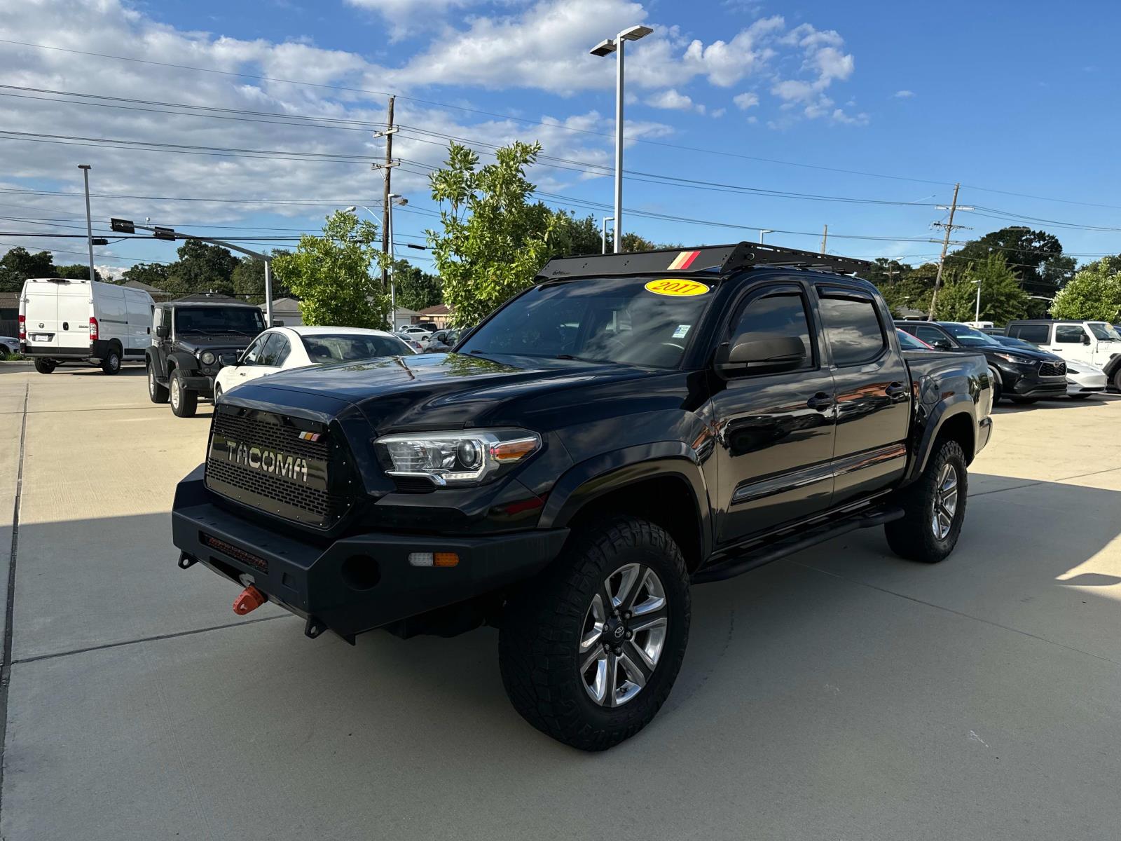 2017 Toyota Tacoma Limited Double Cab 5' Bed V6 4 photo