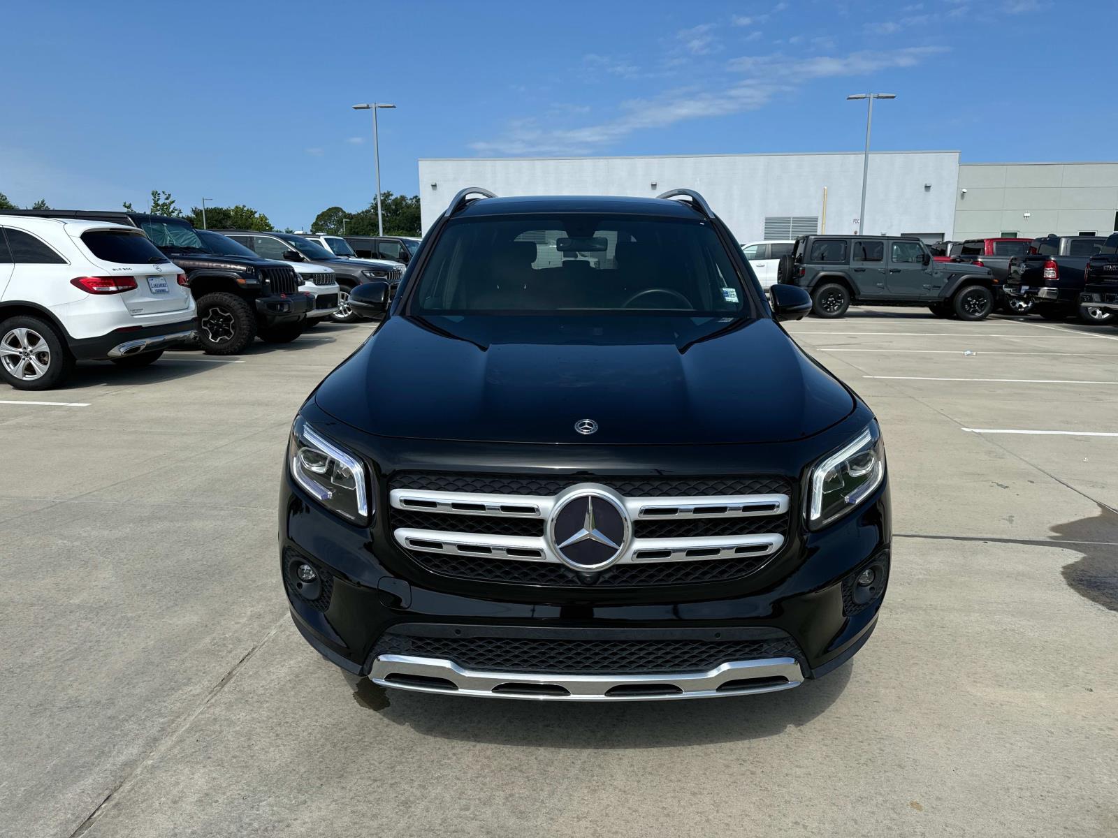 2020 Mercedes-Benz GLB GLB 250 SUV photo