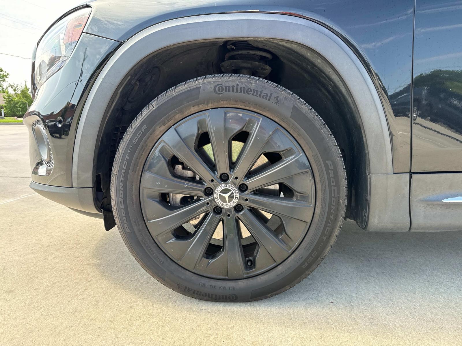 2020 Mercedes-Benz GLB GLB 250 SUV photo
