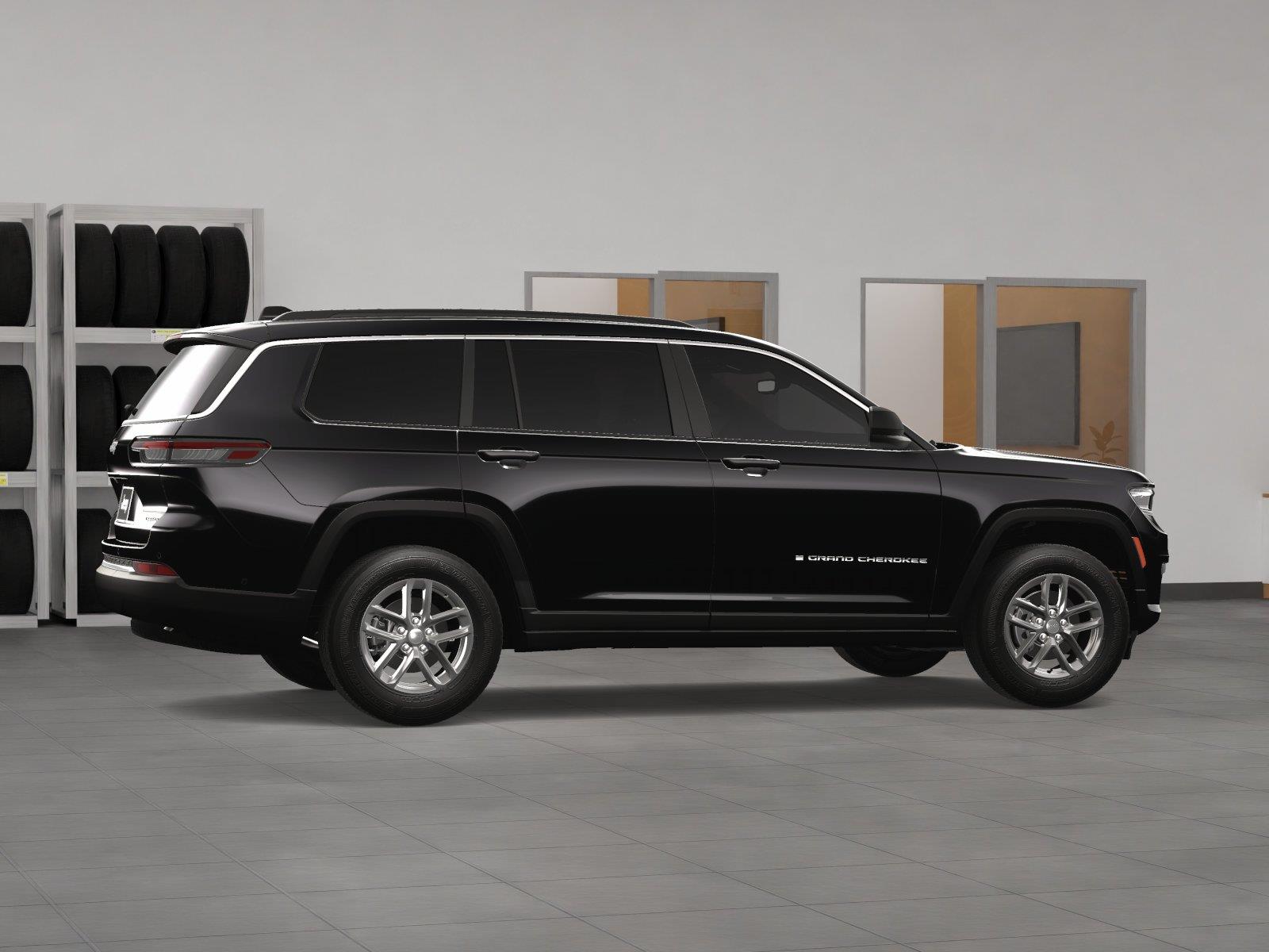 2025 Jeep Grand Cherokee L Laredo photo