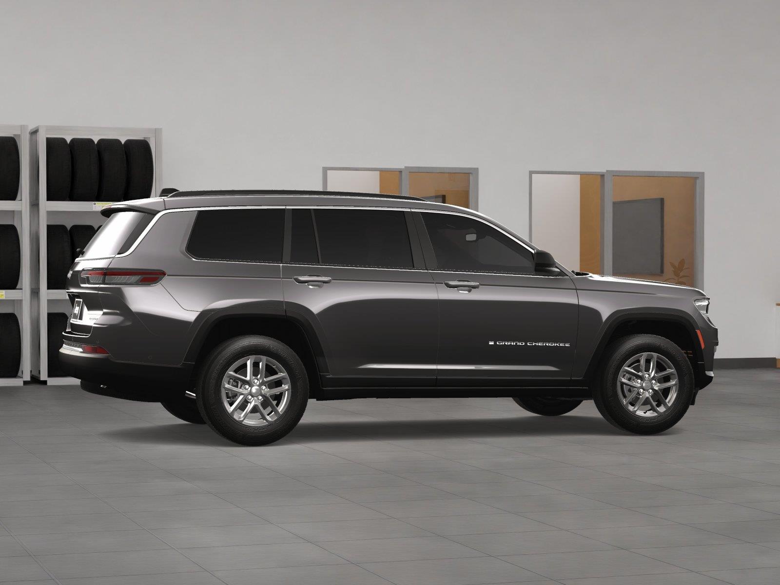 2025 Jeep Grand Cherokee L Laredo photo