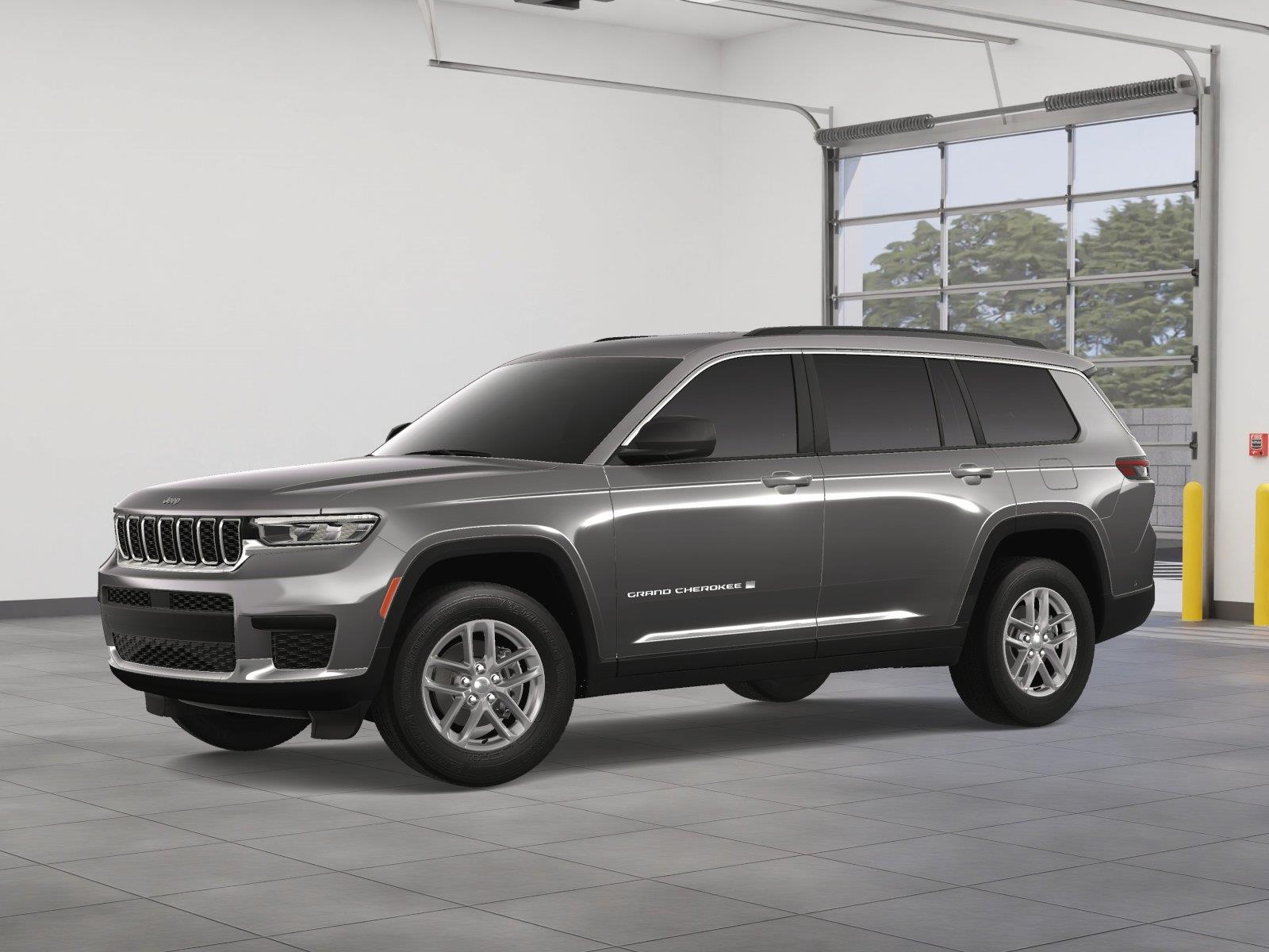 2025 Jeep Grand Cherokee L Laredo photo