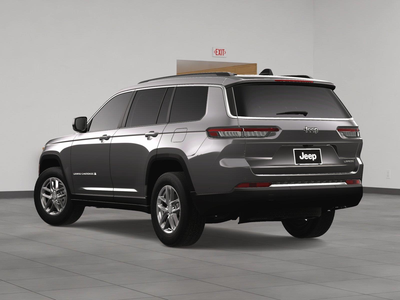 2025 Jeep Grand Cherokee L Laredo photo