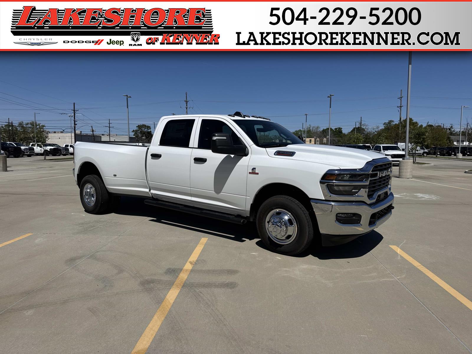2026 RAM 3500 Tradesman Crew Cab LB DRW RWD