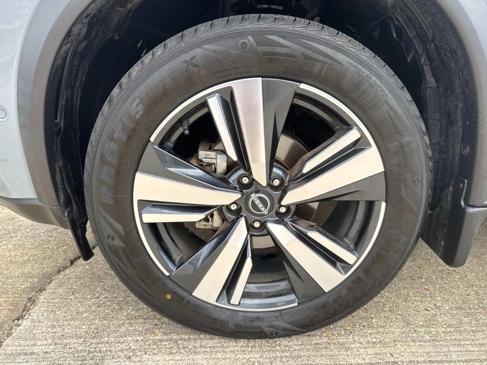 2022 Nissan Rogue FWD SL photo