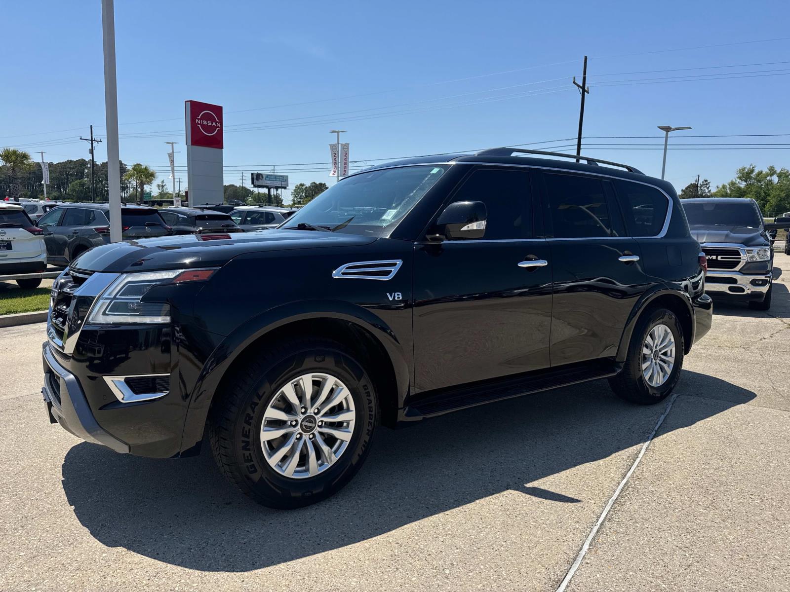 2021 Nissan Armada 4x2 SV photo