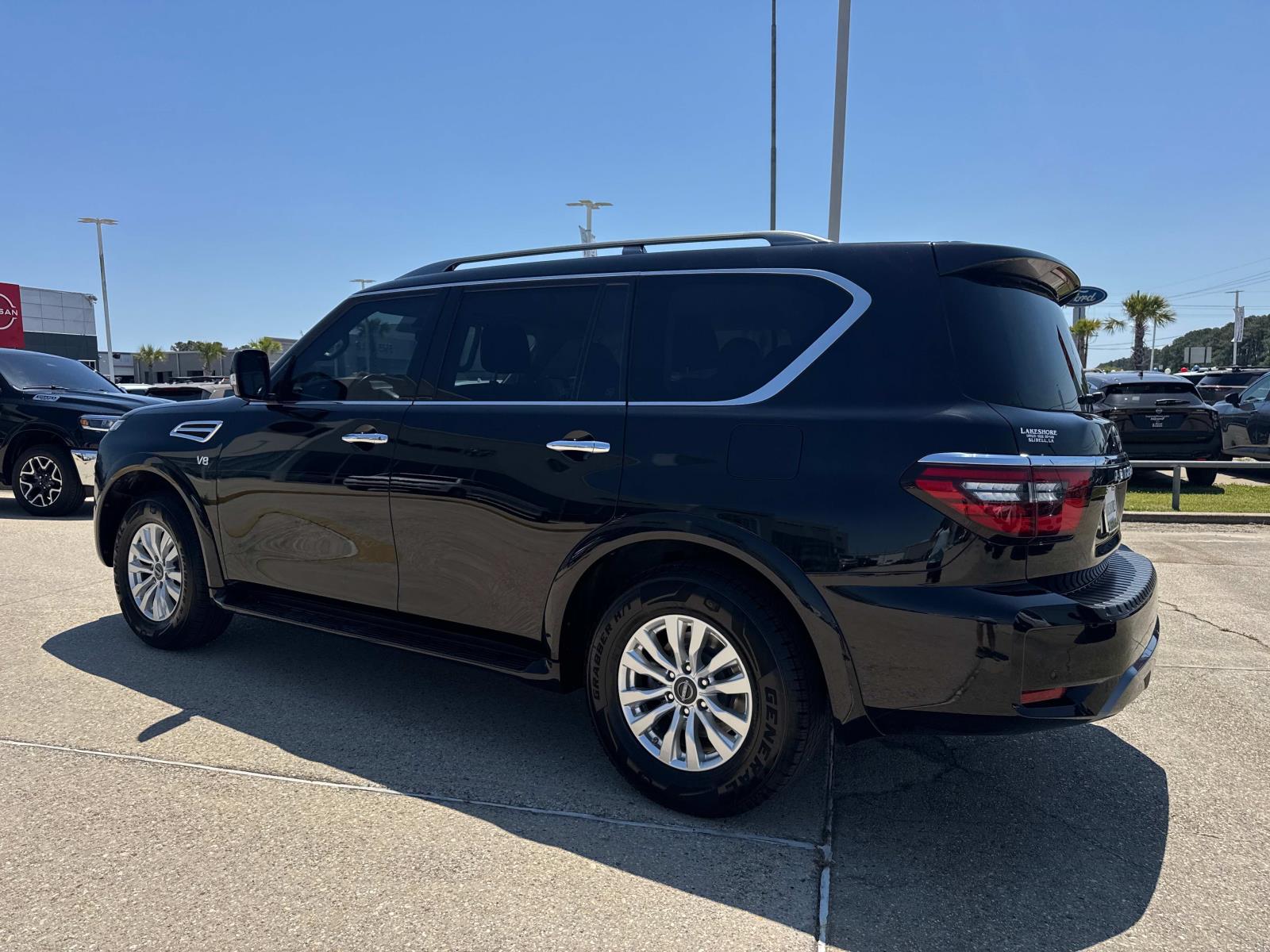 2021 Nissan Armada 4x2 SV photo