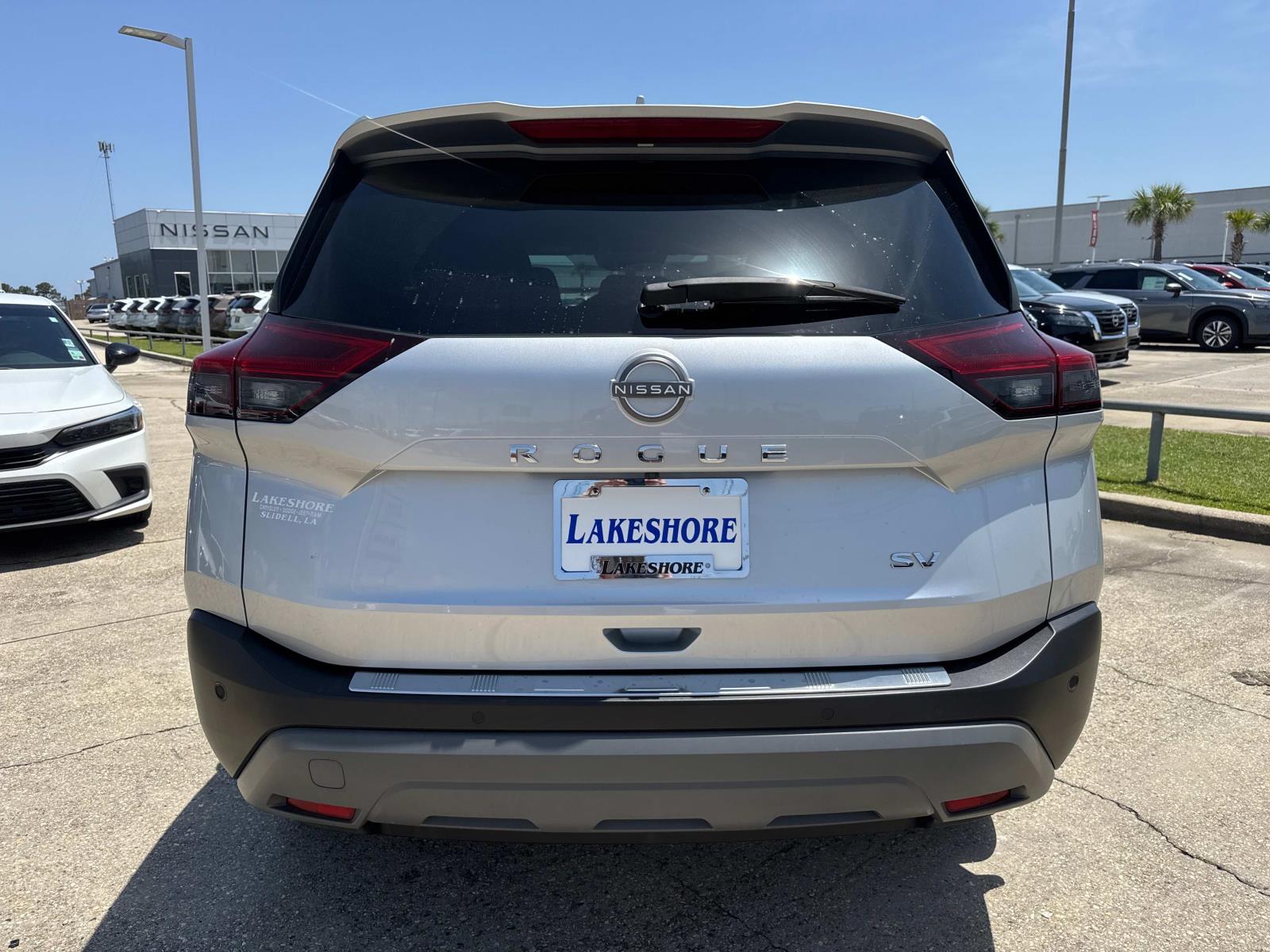2023 Nissan Rogue FWD SV photo
