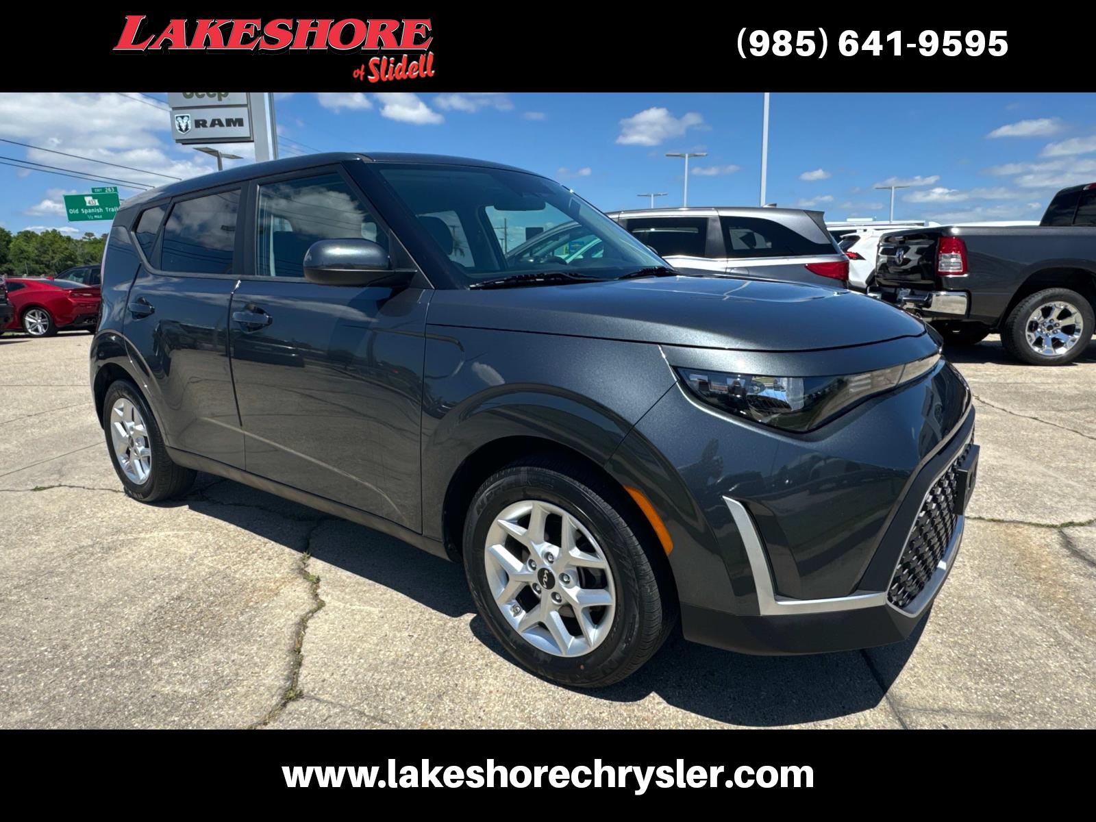 2023 Kia Soul LX IVT photo