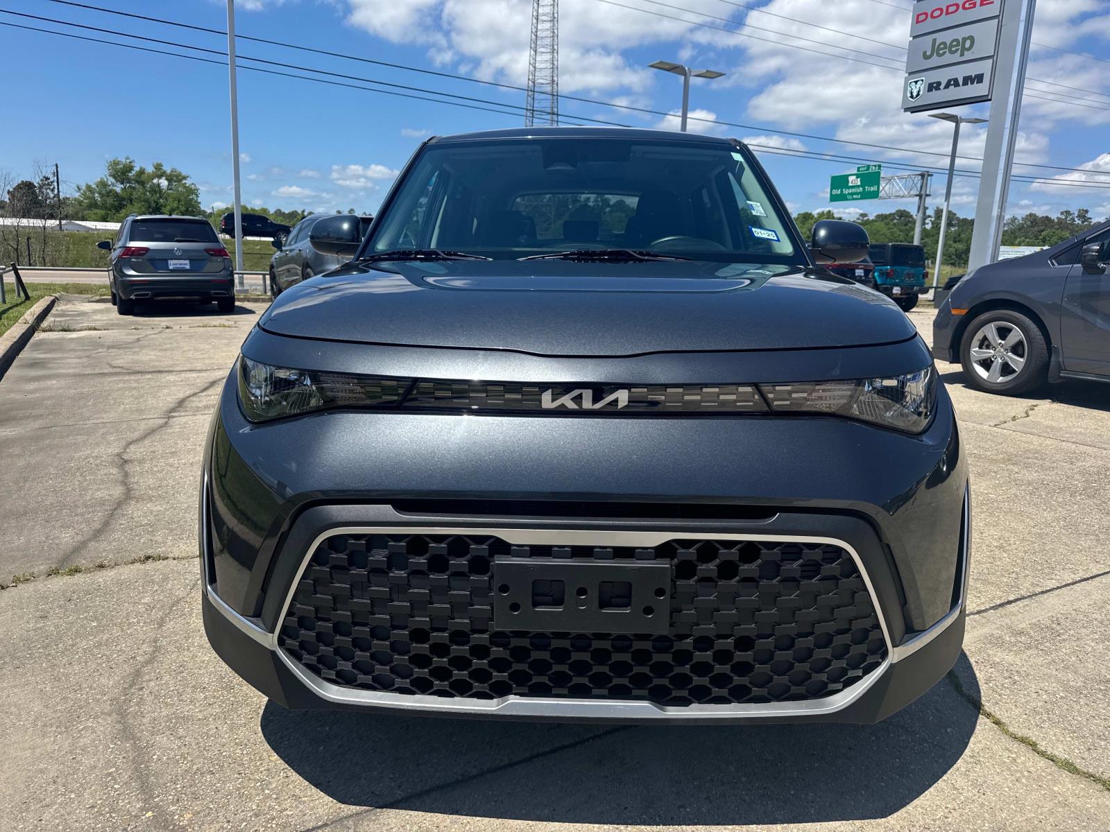 2023 Kia Soul LX IVT photo