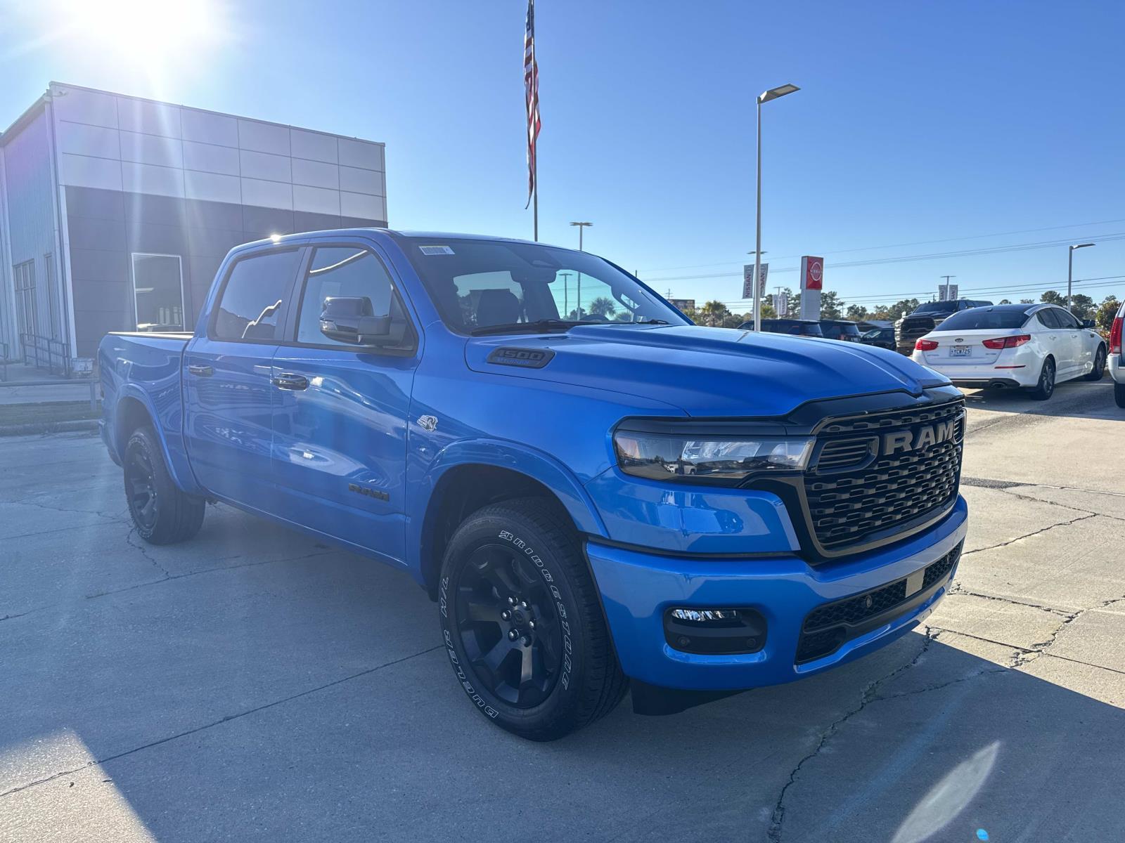 Hydro Blue Pearlcoat 2026 RAM 1500 Pickup Truck Four-Wheel Drive 8-Speed Automatic