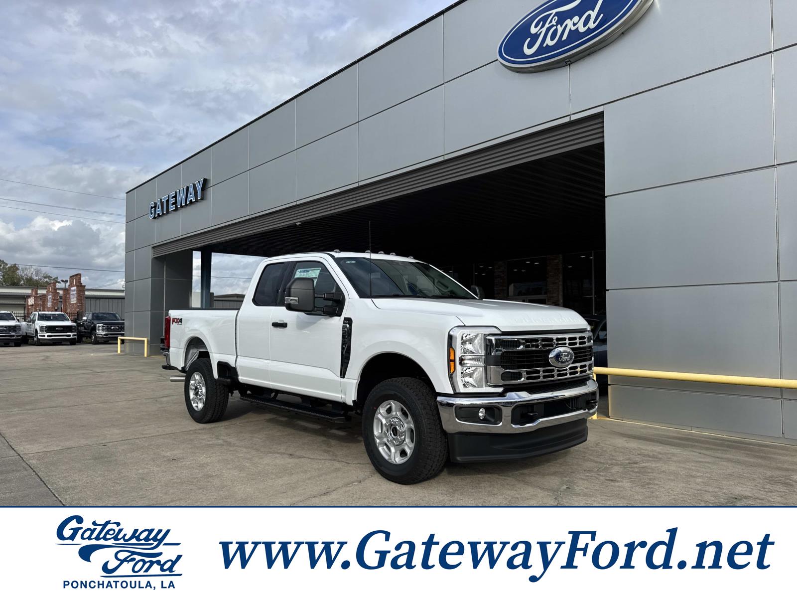 2026 Ford F-350 Super Duty XLT SuperCab LB 4WD
