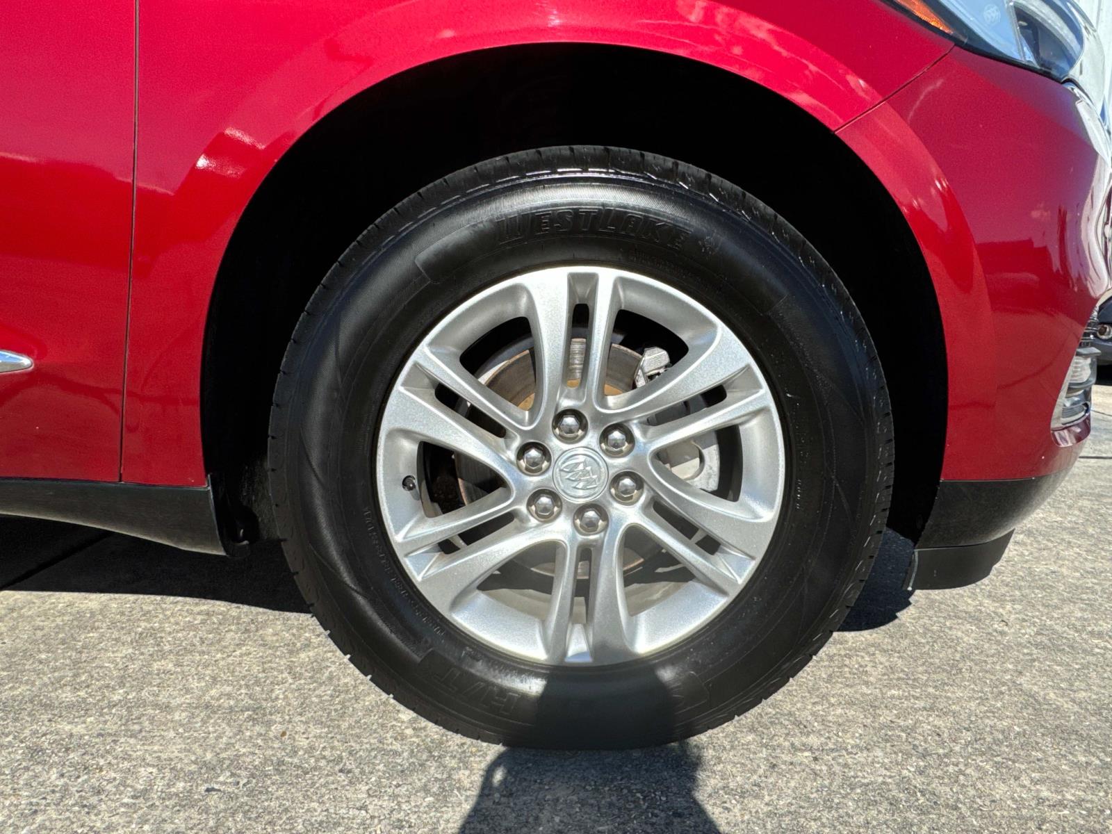 2018 Buick Enclave Essence photo